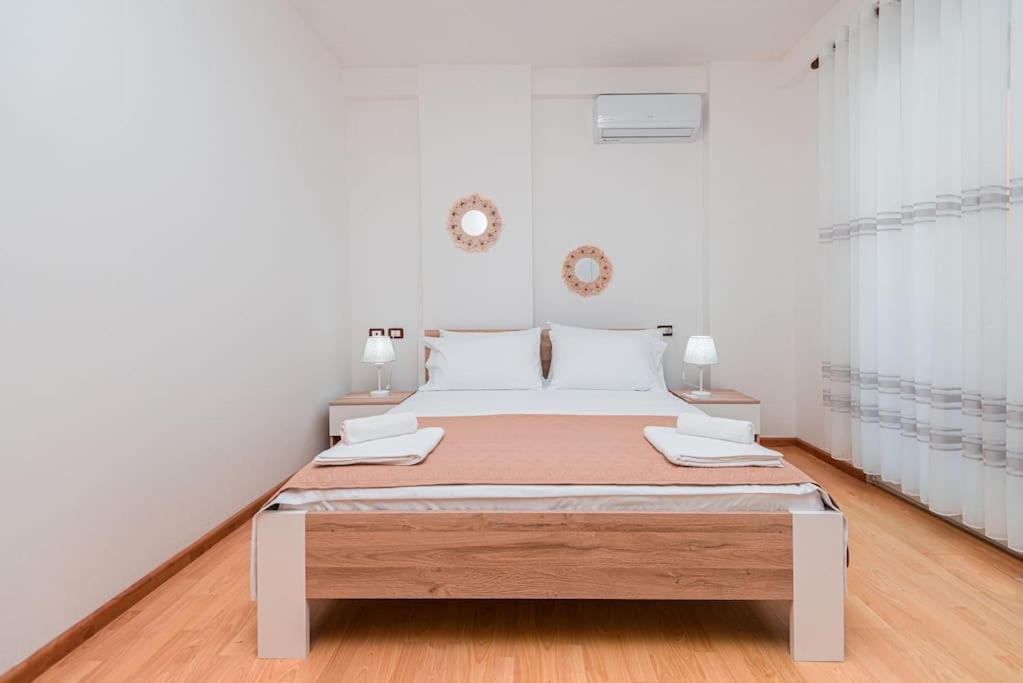 Grand View Apartment Драч Екстериор снимка